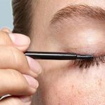 عوارض استفاده از تقویت کننده مژه چیست؟