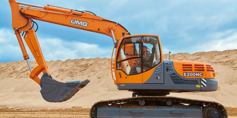 نمایندگی انواع قطعات بیل مکانیکی وارداتی خرید پمپ گازوئیل بیل مکانیکی