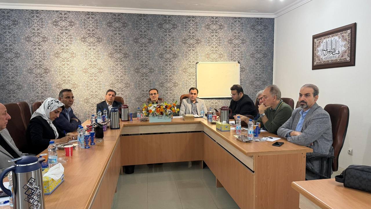 دیدار رئیس‌کل سازمان و رئیس مجمع عمومی با اعضای نظام پزشکی بندرعباس