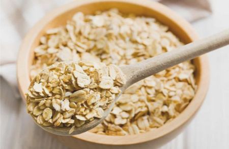 معرفی کامل سویق جو؛ از خواص در طب اسلامی تا مصرف برای لاغری و دیابت بارداری