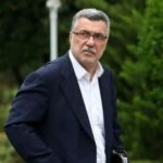 وزیر بهداشت: سهم ارز دارویی افزایش می‌یابد