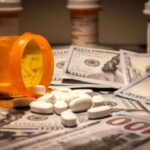 کمبود ۸۰ تا ۹۰ قلم دارو در ایران بخاطر کمبود نقدینگی در بازار