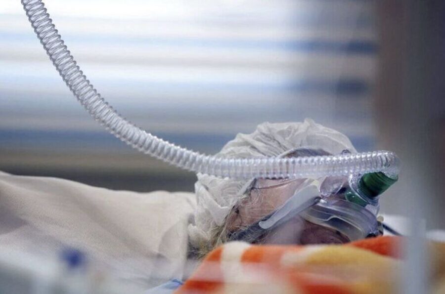 بازیگر مشهور کشور در آی‌سی‌یو بستری شد / مردم دعا کنند