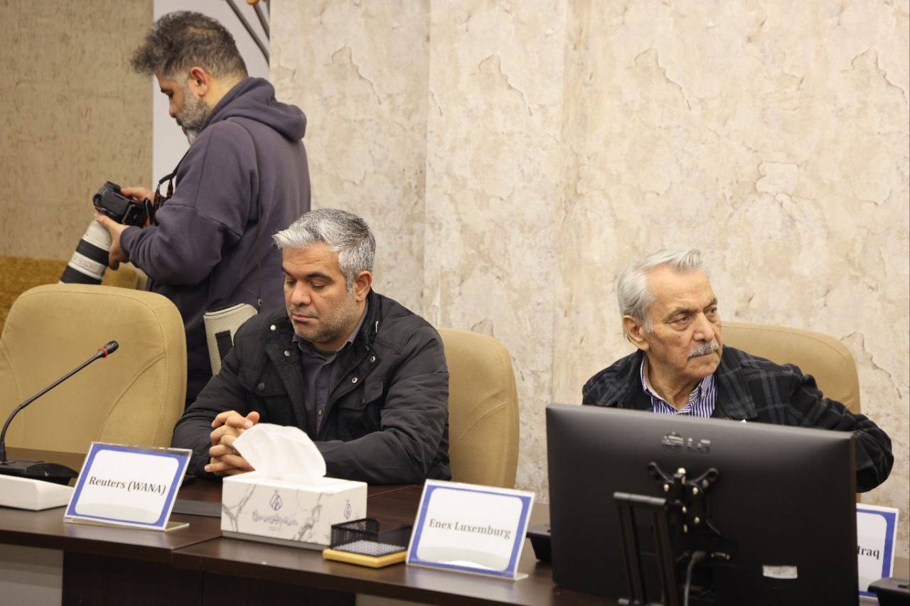 برگزاری نشست خبری رئیس کل سازمان نظام پزشکی با رسانه‌های خارجی