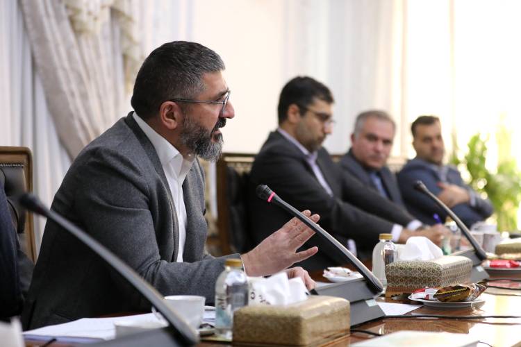 جلسه فعالان تجهیزات پزشکی با رئیس جمهور، وزیر بهداشت، رئیس بانک مرکزی و رئیس سازمان برنامه و بودجه