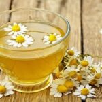 فواید فوق العاده دمنوش بابونه که بعد از نوشیدن نصیب بدنتان می شود