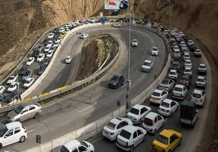ترافیک سنگین در تمام محورهای مواصلاتی شمال گزارش شد
