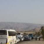 ریزش کوه باعث ترافیک سنگین در محور اصلی کشور شد