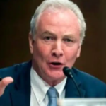 سناتور آمریکایی: وزیر جنگ آمریکا باید برکنار شود