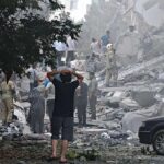 مردم همچنان در شوک هستند / وسط برگی از تاریخ رها شده‌ایم