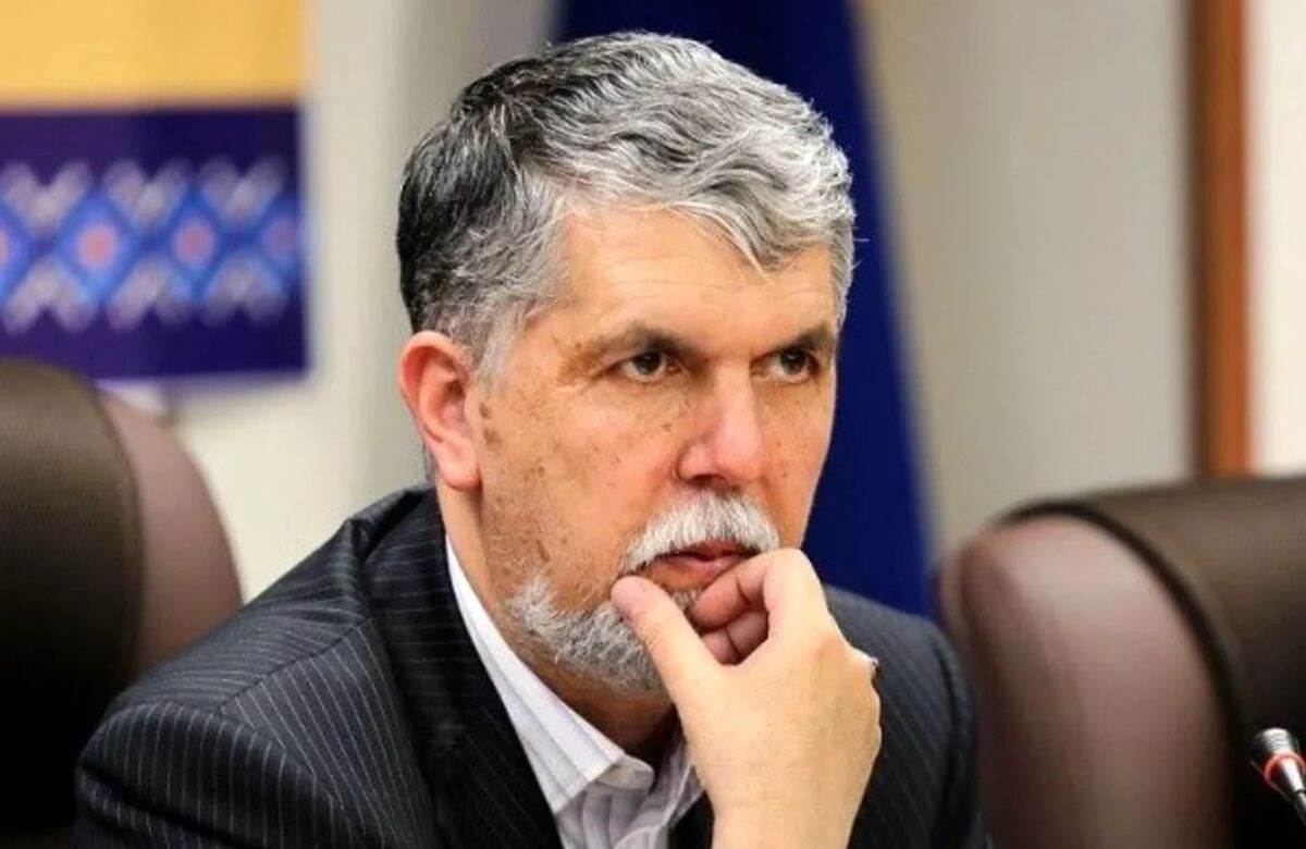 وزیر ارشاد: ایرانی تسلیم نخواهد شد
