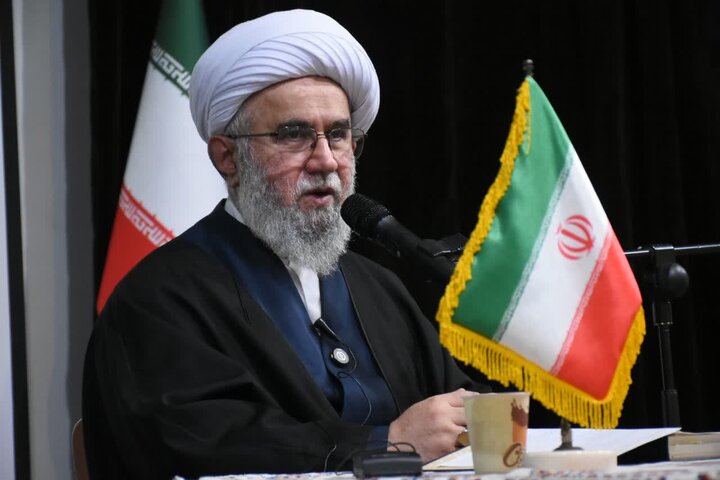 آیت‌الله رمضانی: اراده ملت عامل اصلی ایستادگی در برابر نظام سلطه است