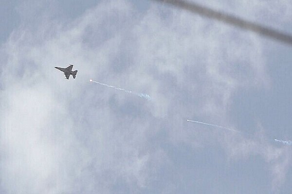 حمله هوایی تل آویو به وادی الحجیر لبنان ؛ بی اعتنایی اسرائیل به آتش‌بس