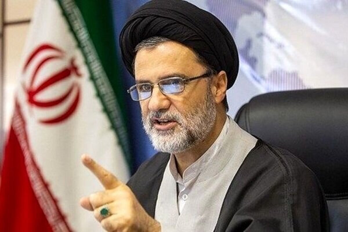 روایت تازه نبویان از عبور کشتی‌های تنگه هرمز با اخذ عوارض