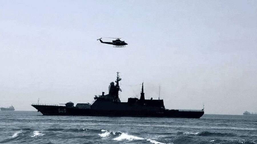 شکست محاصره دریایی آمریکا/ عبور نفتکش غول‌پیکر ایران از تنگه هرمز