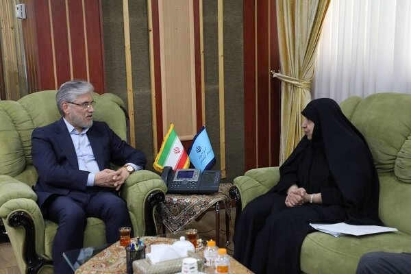 علاوه بر مسائل مالی به امنیت ذهنی و روانی دانشگاهیان نیز باید توجه کرد