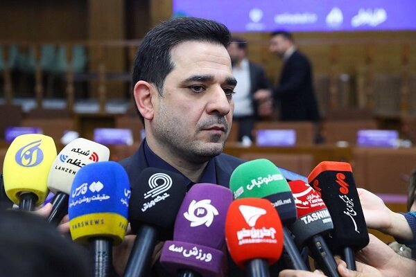 مومنی مقدم به دلایل شخصی کنار تیم ملی نیست/ جایگزینی نخواهیم داشت