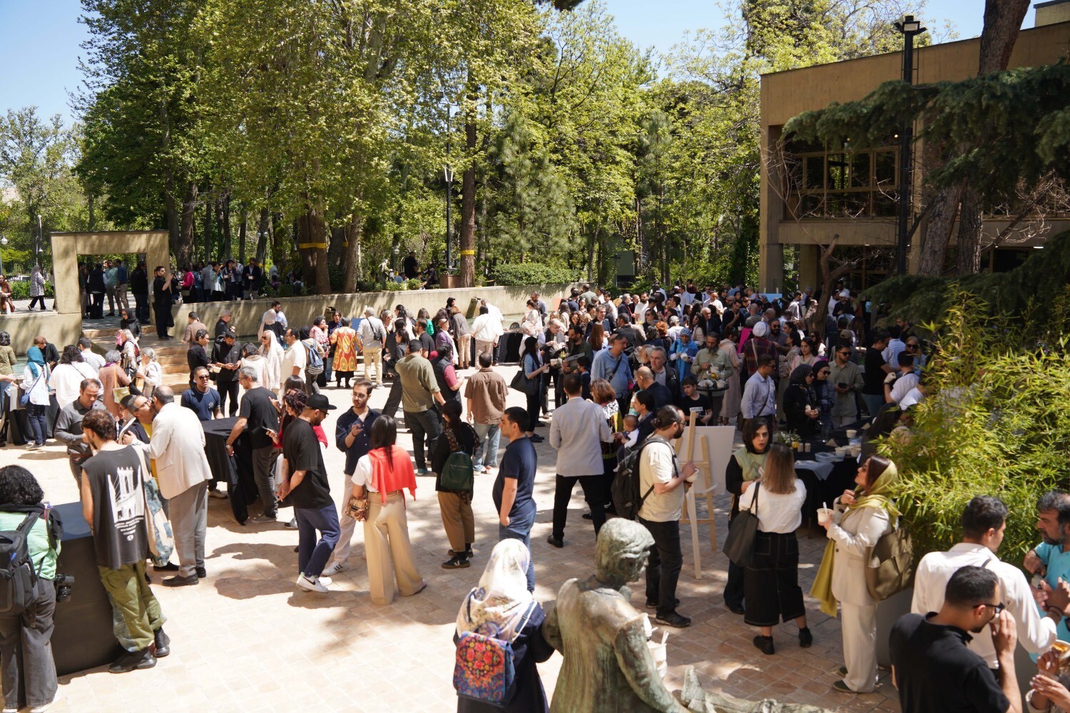 هیچ غذای ایرانی به دور از آیین نیست