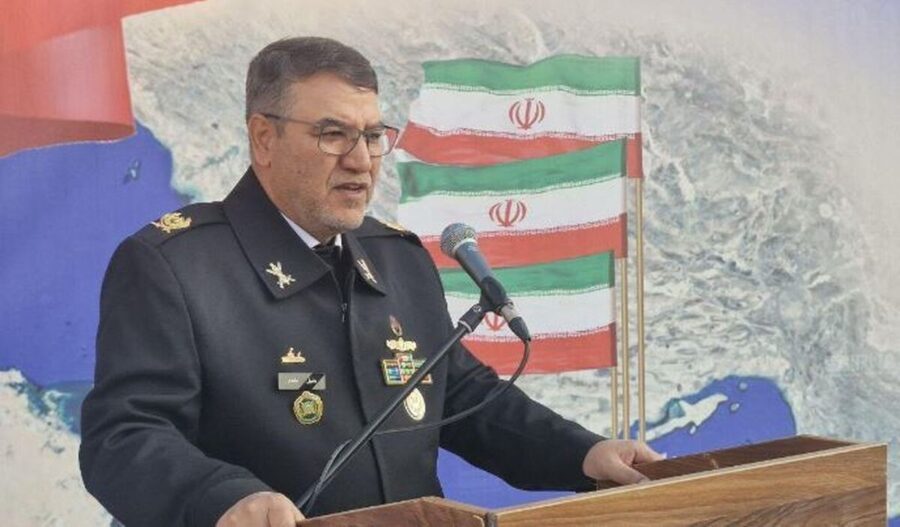 واکنش فرمانده بلند رتبه ارتش به ادعای ترامپ/ چرا جرات نزدیک شدن به آب‌های ایران را ندارند؟