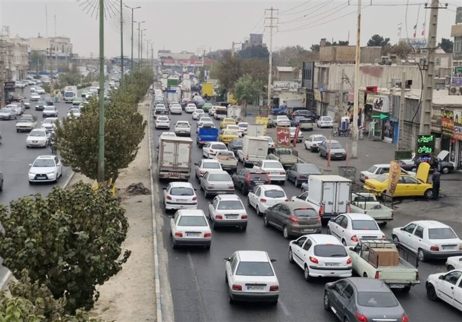 وضعیت تردد در بزرگراه‌های تهران / این بزرگراه‌ها پر ترافیک گزارش شد