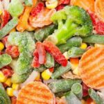 کدام مواد غذایی را نباید در فریزر گذاشت؟