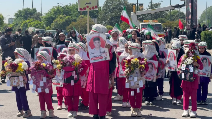 گرامیداشت کودکان مدرسه میناب در بابل