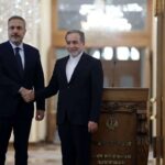 گفت‌وگوی عراقچی با هاکان فیدان، وزیر خارجه ترکیه