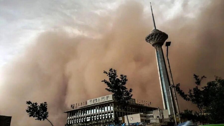 تهرانی‌ها در خانه بمانند/ تداوم باد شدید و رگبار در پایتخت