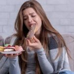 چرا استرس باعث پرخوری می‌شود؟/ غذا یا ابزار بقا؟