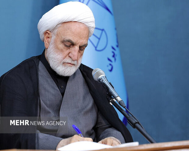 اژه‌ای: ملت و مسئولان با تمام وجود حامی نیروهای مسلح هستند
