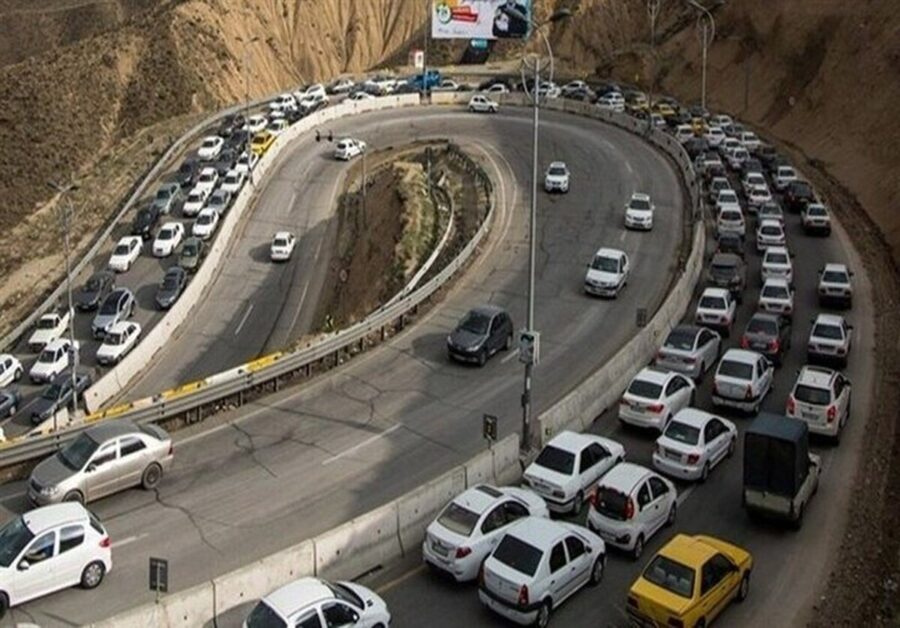 ترافیک سنگین در جاده‌های کندوان و هراز/ مسافران قبل از حرکت مسیرها را چک کنند