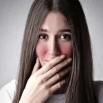 چرا وقتی خجالت می‌کشیم صورتمان سرخ می‌شود؟