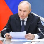 تاکید پوتین بر ادامه حملات سهمگین به تاسیسات صنایع نظامی اوکراین