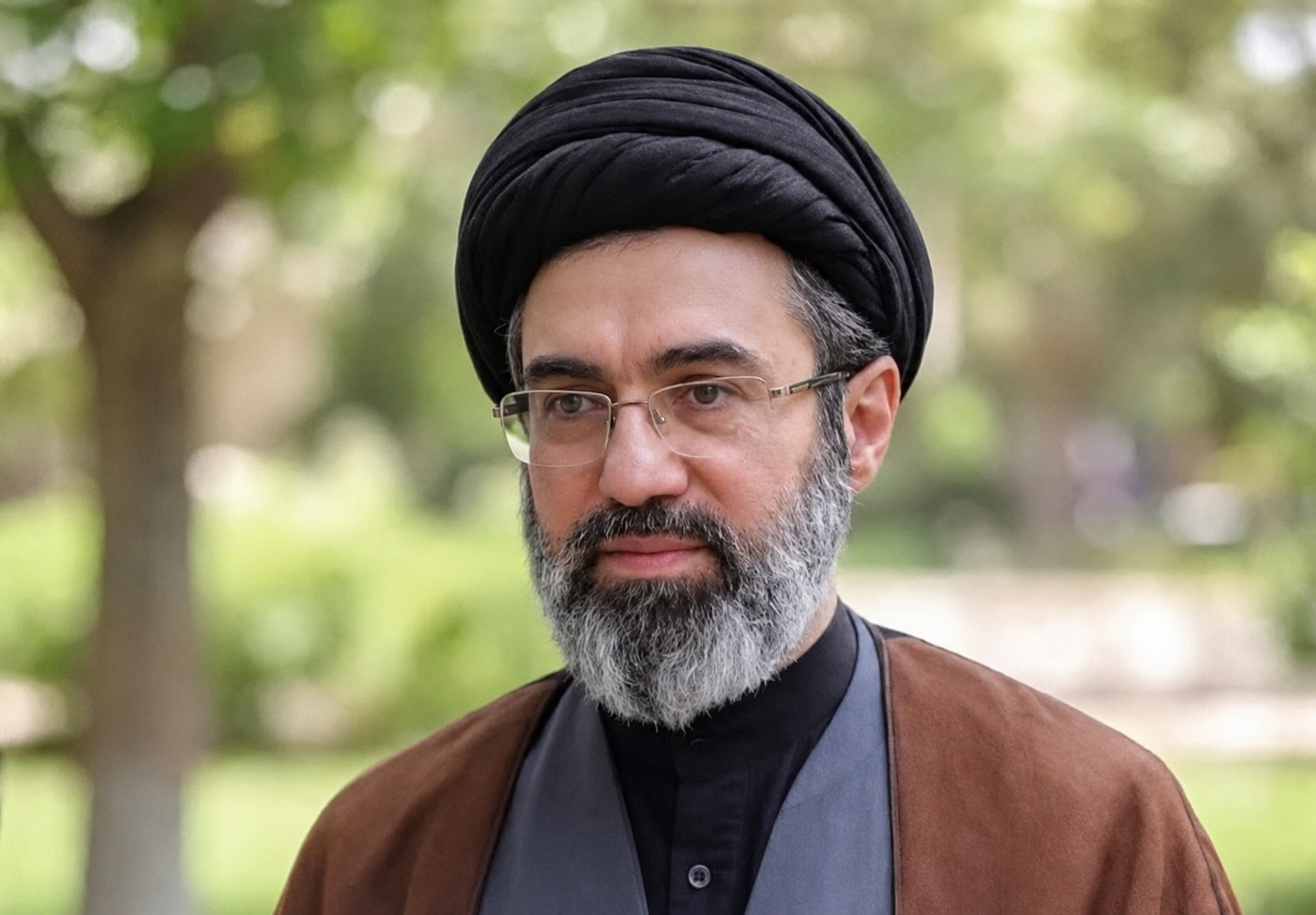 تأکید رهبر انقلاب بر توجه ویژه به نقش و جایگاه پرستاران