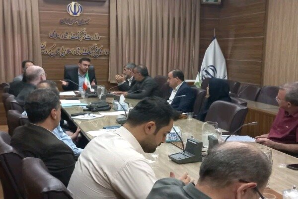 نجفی: نمایشگاه کتاب باید در شأن فرهنگ و ظرفیت‌های کردستان برگزار شود