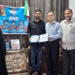 مسئولان بوشهر با خانواده سه برادر شهید خدادادی دیدار کردند
