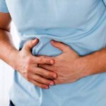 نفخ شکم؛ کدام دمنوش‌ها کمک‌کننده‌اند و چه زمانی باید علت را جدی گرفت؟