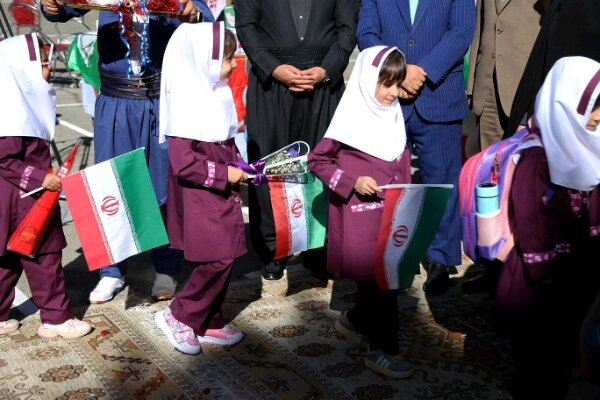 یک گام تا مهر؛ مدارس دزفول آماده میزبانی از دانشآموزان یک گام تا مهر؛ مدارس دزفول آماده میزبانی از دانشآموزان