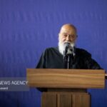 چمران: واژه «تسلیم» نباید به ذهن ما خطور کند